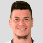 https://img.doopan.com/img/football/player/652a009ec14c04b90ba76a45a874aaef.png