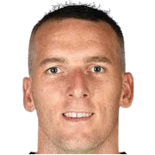 https://img.doopan.com/img/football/player/e02d7d03db9d73e42d8d57d649ceaa49.png